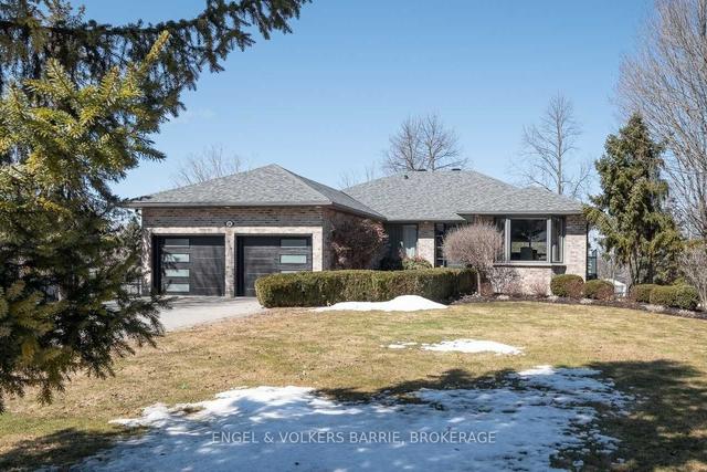 24 Eder Tr, House detached with 2 bedrooms, 3 bathrooms and 10 parking in Springwater ON | Image 22