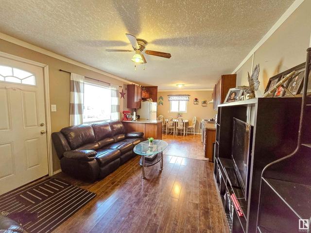 4925 46 St, House detached with 3 bedrooms, 1 bathrooms and null parking in Drayton Valley AB | Image 11