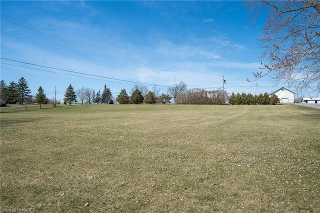 9480 County Rd 2, House detached with 4 bedrooms, 4 bathrooms and 12 parking in Greater Napanee ON | Image 40