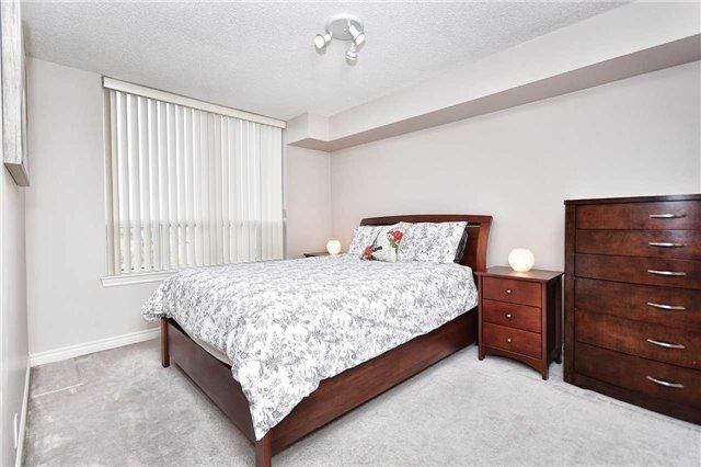 Lph 2 - 1720 Eglinton Ave E, Condo with 2 bedrooms, 2 bathrooms and 1 parking in Toronto ON | Image 10