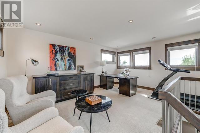 135 31 Avenue Nw, House detached with 3 bedrooms, 3 bathrooms and 2 parking in Calgary AB | Image 27