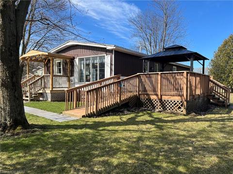 5-75049 Hensall Road, Huron East, ON, N0K1W0 | Card Image