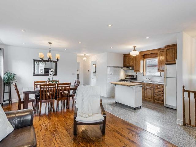 51 Bertram St, House detached with 2 bedrooms, 2 bathrooms and 5 parking in Toronto ON | Image 2