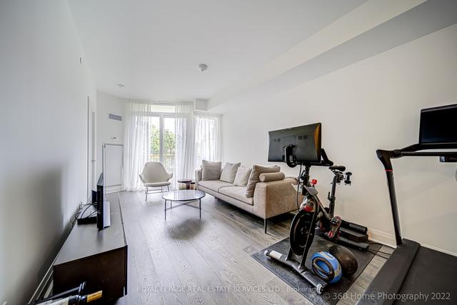 405 - 151 Avenue Rd, Condo with 1 bedrooms, 2 bathrooms and 1 parking in Toronto ON | Image 3