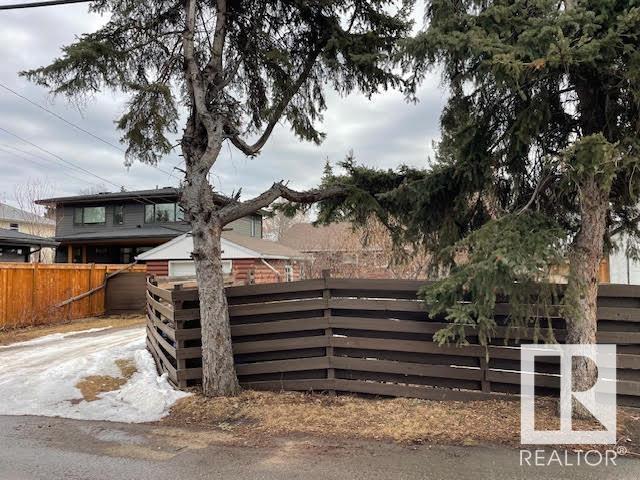 9704 143 St Nw Nw, House detached with 3 bedrooms, 1 bathrooms and null parking in Edmonton AB | Image 5