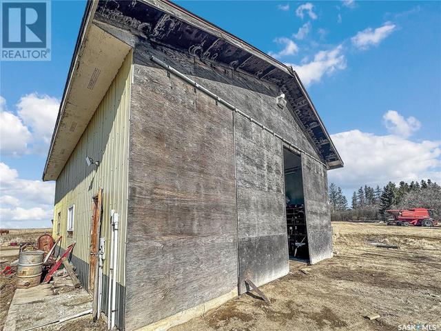 638 Acreage, House detached with 2 bedrooms, 2 bathrooms and null parking in Grayson No. 184 SK | Image 34