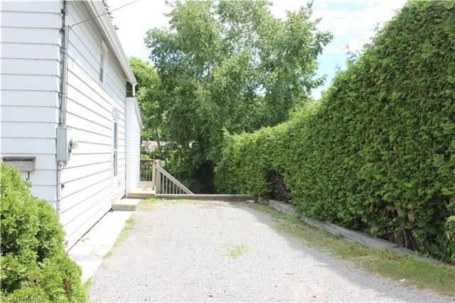 19 Park St, House detached with 2 bedrooms, 2 bathrooms and 1 parking in Port Hope ON | Image 19