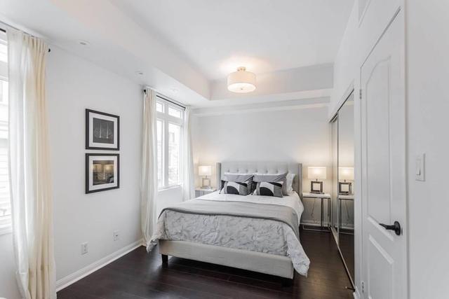 th 28 - 80 Carr St, Townhouse with 1 bedrooms, 1 bathrooms and 1 parking in Toronto ON | Image 11