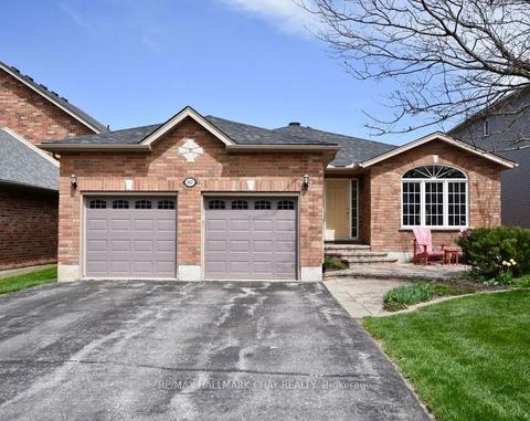 167 Crompton Dr, Barrie, ON, L4M6P1 | Card Image