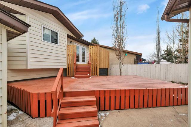 1 Hallgren Avenue, House detached with 5 bedrooms, 3 bathrooms and 4 parking in Red Deer AB | Image 42