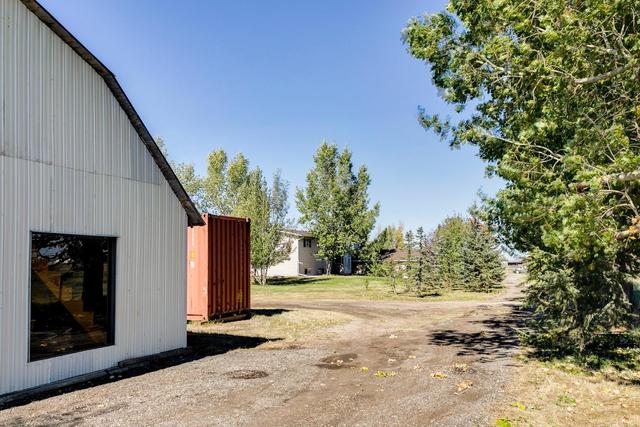 270033 Township Road 234a, House detached with 4 bedrooms, 2 bathrooms and 4 parking in Rocky View County AB | Image 43