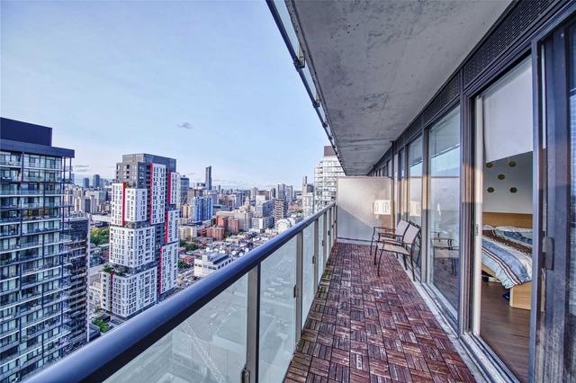 3601 - 101 Peter St, Condo with 1 bedrooms, 1 bathrooms and 0 parking in Toronto ON | Image 1