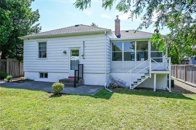 1167 Bellview Street, House detached with 3 bedrooms, 2 bathrooms and 2 parking in Burlington ON | Image 44