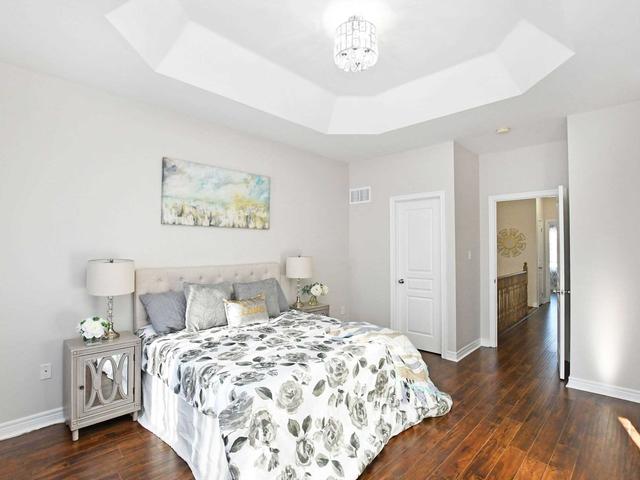250 Robert Parkinson Dr, House semidetached with 4 bedrooms, 3 bathrooms and 3 parking in Brampton ON | Image 5