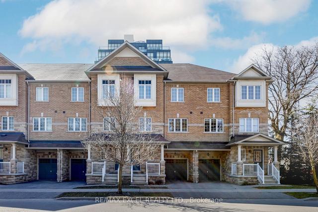 282 Church St S, Townhouse with 3 bedrooms, 4 bathrooms and 2 parking in Richmond Hill ON | Image 12