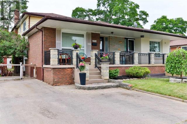 upper - 2354 Gareth Rd, House semidetached with 1 bedrooms, 1 bathrooms and 1 parking in Mississauga ON | Image 1