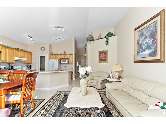 13567 149 Av Nw, House detached with 4 bedrooms, 3 bathrooms and null parking in Edmonton AB | Image 14