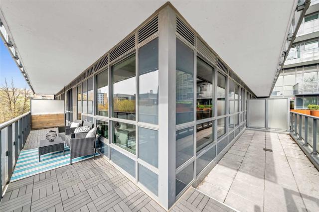 352 - 1030 King St W, Condo with 2 bedrooms, 2 bathrooms and 1 parking in Toronto ON | Image 6