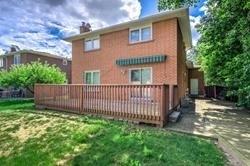 211 Antigua Rd, House detached with 3 bedrooms, 3 bathrooms and 4 parking in Mississauga ON | Image 2