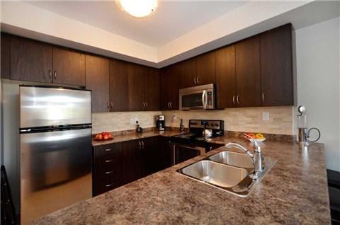 10 - 125 Kayla Cres, Townhouse with 2 bedrooms, 2 bathrooms and 1 parking in Vaughan ON | Image 5