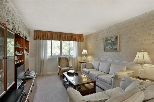 11 - 80 Sarah Lane, Townhouse with 3 bedrooms, 4 bathrooms and 2 parking in Oakville ON | Image 4