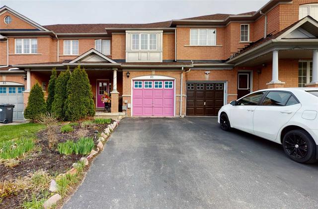81 Timbertop Cres, House attached with 3 bedrooms, 3 bathrooms and 3 parking in Brampton ON | Image 1