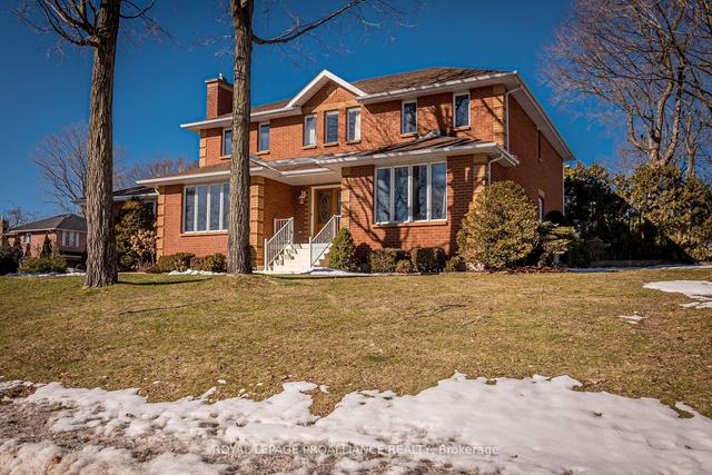 542 Rankin Cres, House detached with 4 bedrooms, 4 bathrooms and 5 parking in Kingston ON | Image 12