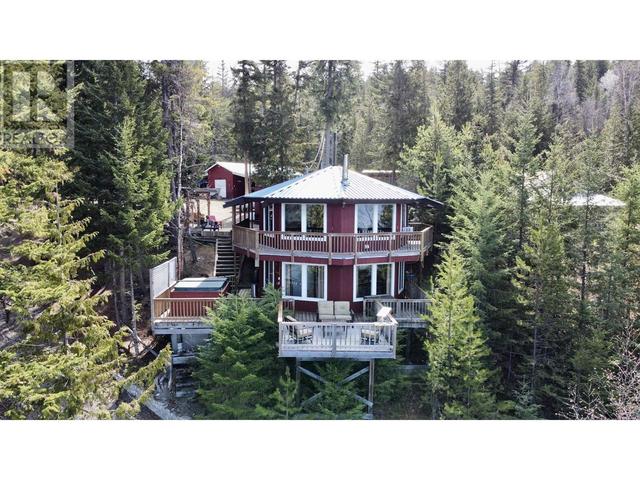 9303 S Mahood Lake Road, House detached with 5 bedrooms, 2 bathrooms and null parking in Cariboo H BC | Image 28