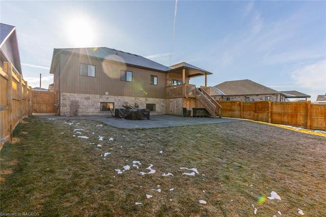 30 Lakefield Drive, House detached with 4 bedrooms, 2 bathrooms and 6 parking in Kincardine ON | Image 29