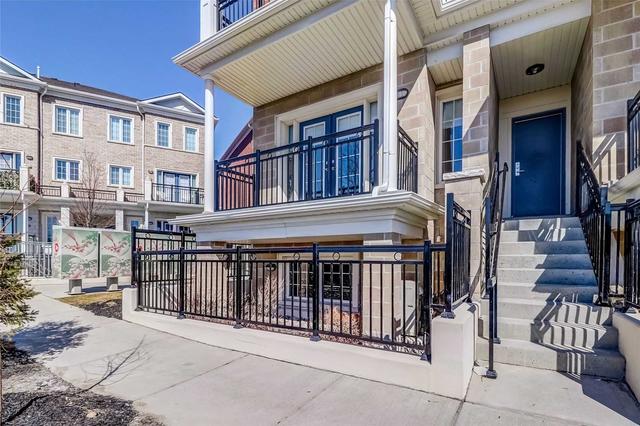 c17 - 26 Bruce St E, Townhouse with 3 bedrooms, 3 bathrooms and 2 parking in Vaughan ON | Image 1