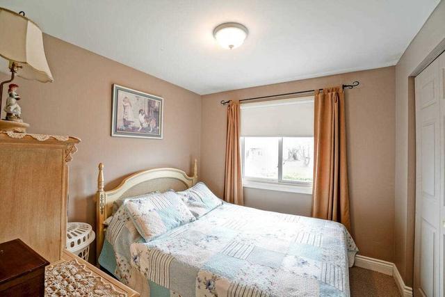 27 Dundas St W, House detached with 3 bedrooms, 1 bathrooms and 7 parking in Erin ON | Image 14