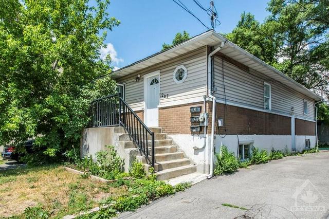 267 Ste Anne Avenue, House detached with 3 bedrooms, 1 bathrooms and 3 parking in Ottawa ON | Image 2