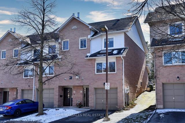 28 - 26 Moss Blvd, Townhouse with 3 bedrooms, 3 bathrooms and 2 parking in Hamilton ON | Image 1