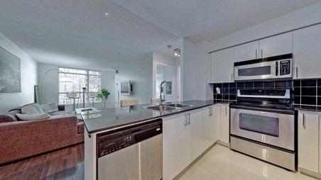 1404 - 219 Fort York Blvd, Condo with 1 bedrooms, 1 bathrooms and 1 parking in Toronto ON | Image 7