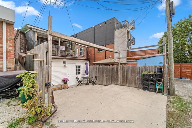 2032 Davenport Rd, House semidetached with 2 bedrooms, 3 bathrooms and 1 parking in Toronto ON | Image 26