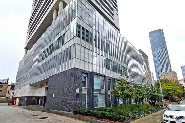 1703 - 89 Mcgill St, Condo with 1 bedrooms, 1 bathrooms and 0 parking in Toronto ON | Image 12