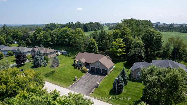 48 Glenhuron Dr, House detached with 3 bedrooms, 3 bathrooms and 12 parking in Springwater ON | Image 33