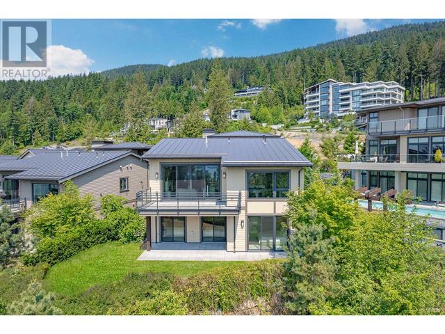 2976 Burfield Place, House detached with 3 bedrooms, 3 bathrooms and 2 parking in West Vancouver BC | Image 35
