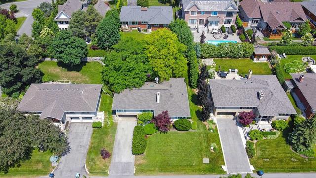 4 Plumbstead Crt, House detached with 3 bedrooms, 3 bathrooms and 6 parking in Toronto ON | Image 13