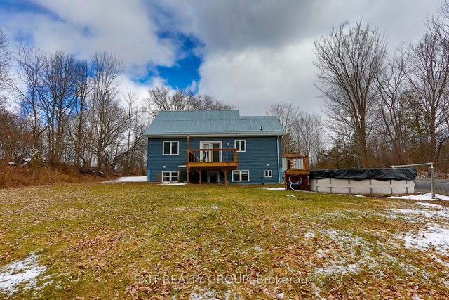 364 Tannery Rd, House detached with 2 bedrooms, 2 bathrooms and 6 parking in Madoc ON | Image 16