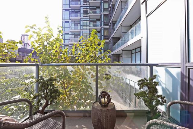 411 - 210 Simcoe St, Condo with 3 bedrooms, 2 bathrooms and 1 parking in Toronto ON | Image 22