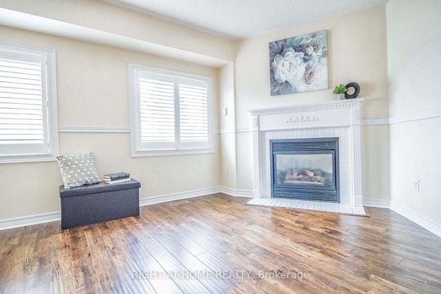 4 - 5658 Glen Erin Dr, Townhouse with 2 bedrooms, 4 bathrooms and 2 parking in Mississauga ON | Image 4