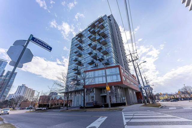 705 - 30 Canterbury Pl, Condo with 1 bedrooms, 1 bathrooms and 1 parking in Toronto ON | Image 1