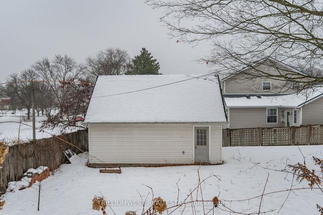14 Highlander St, House detached with 3 bedrooms, 2 bathrooms and 7 parking in Niagara on the Lake ON | Image 10