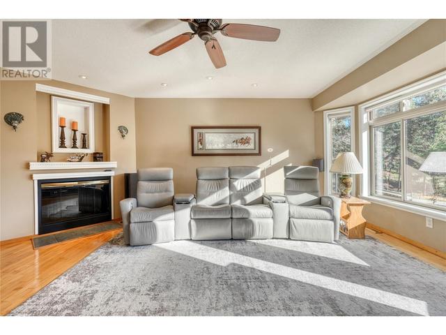 5203 Silver Court, House detached with 4 bedrooms, 2 bathrooms and 12 parking in Peachland BC | Image 12