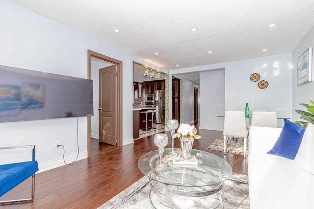 3652 Keenan Cres, House detached with 4 bedrooms, 4 bathrooms and 6 parking in Mississauga ON | Image 4