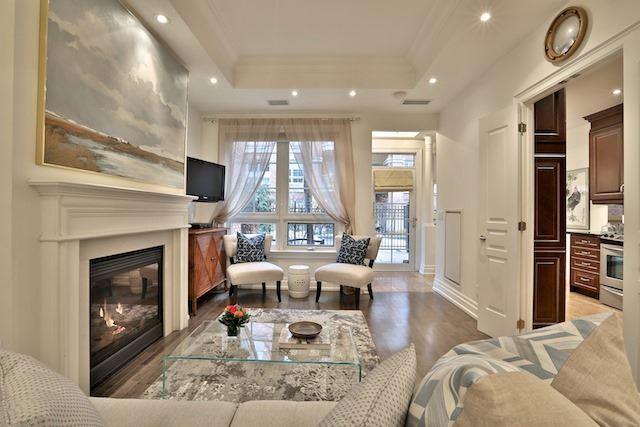 Th4 - 20 Burkebrook Pl, Townhouse with 3 bedrooms, 3 bathrooms and 2 parking in Toronto ON | Image 6