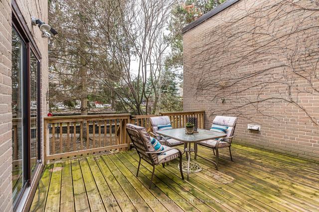 7 Redstone Path, Townhouse with 3 bedrooms, 2 bathrooms and 1 parking in Toronto ON | Image 22