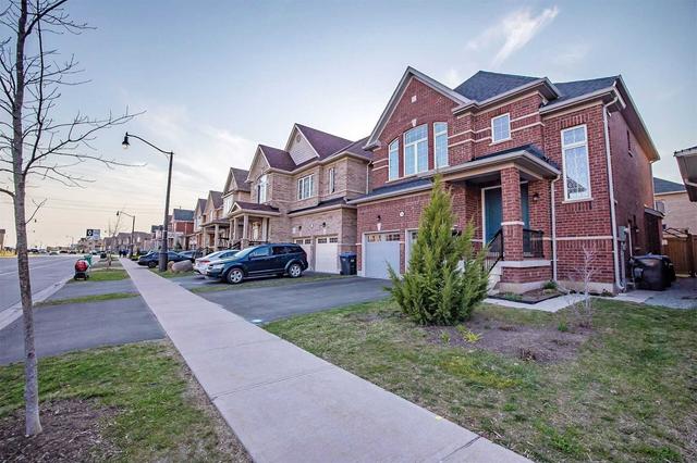 132 Bonnie Braes Dr, House detached with 3 bedrooms, 3 bathrooms and 6 parking in Brampton ON | Image 12