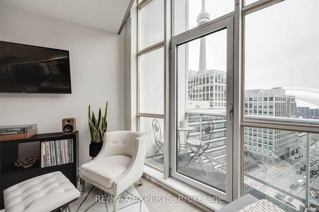 lph14 - 36 Blue Jays Way, Condo with 2 bedrooms, 2 bathrooms and 0 parking in Toronto ON | Image 6